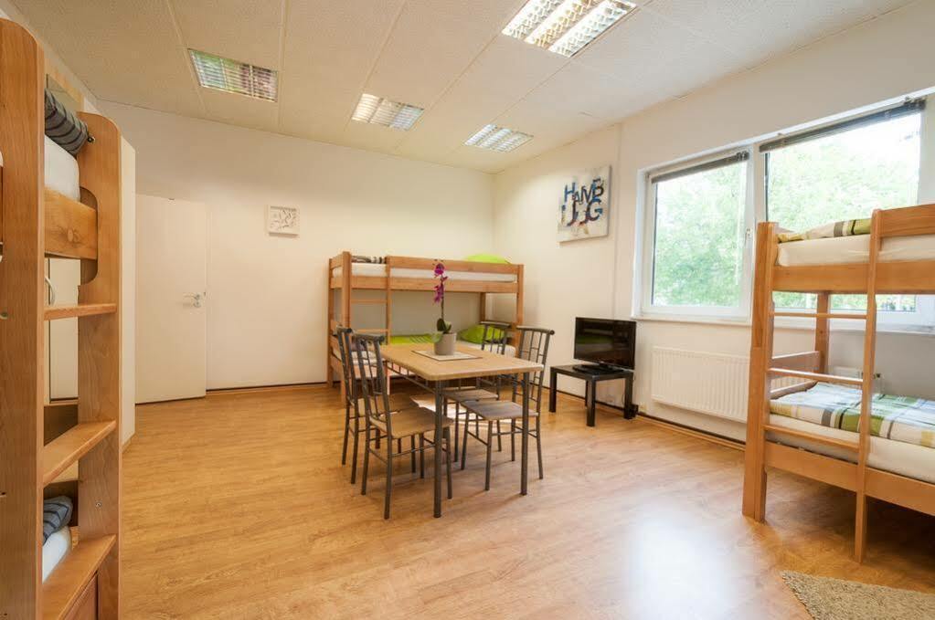 K 357 - Staffboarding - Personal- Und Monteurzimmervermietung Und Vermittlung In Hamburg Und Umgebung Esterno foto