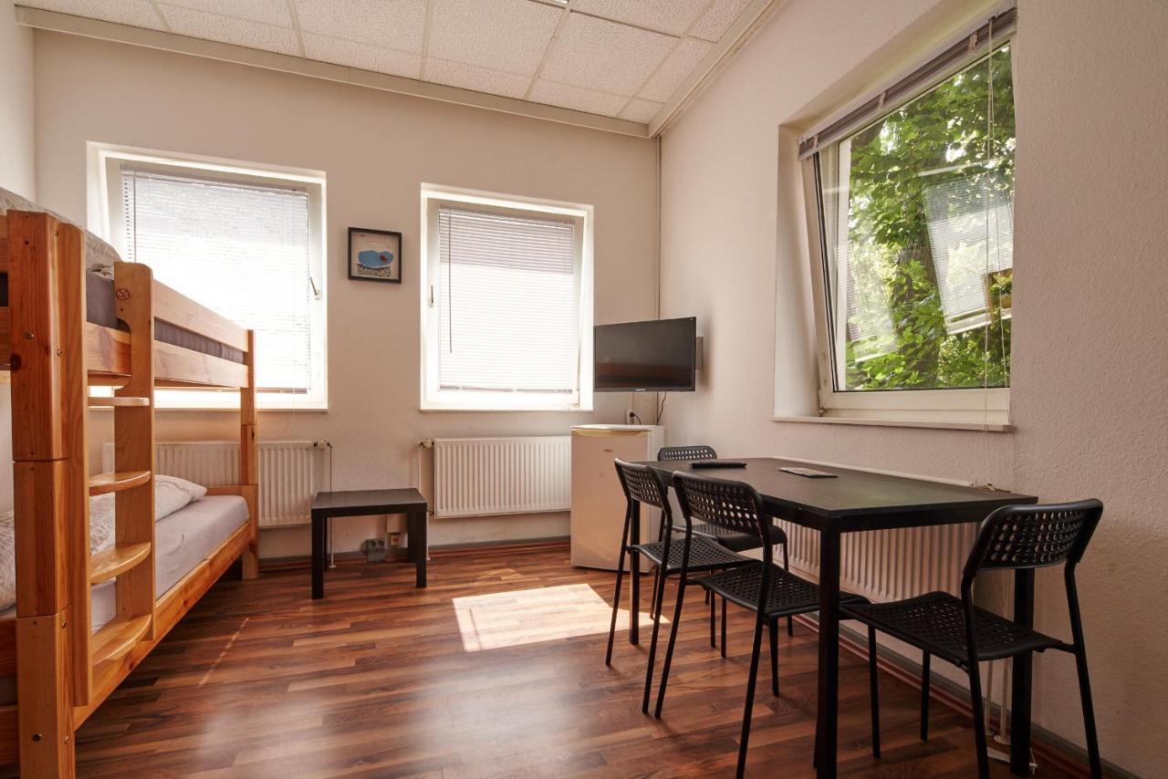 K 357 - Staffboarding - Personal- Und Monteurzimmervermietung Und Vermittlung In Hamburg Und Umgebung Esterno foto
